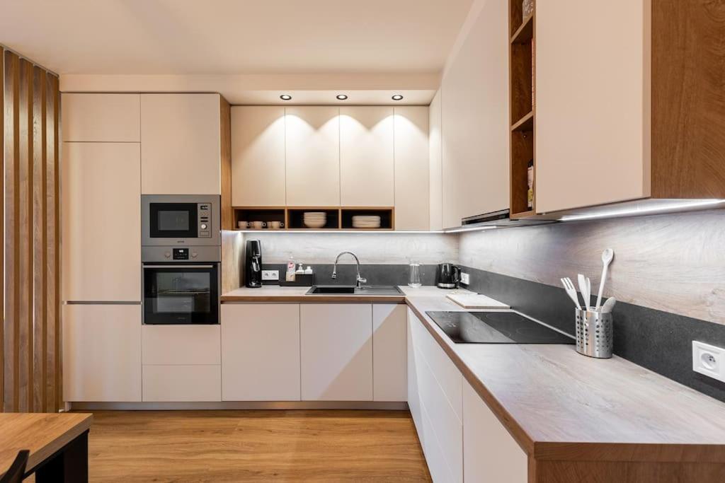 Bnb Slovakia Nivy Bliss Retreat Bratislava Exterior photo